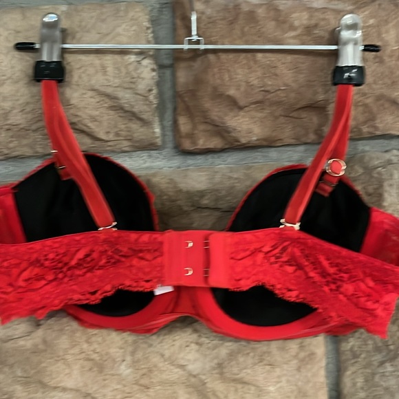 Lace bra - Picture 3 of 4